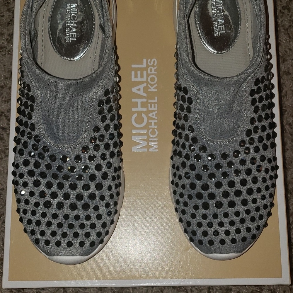 6.5 Michael Kors Scuba